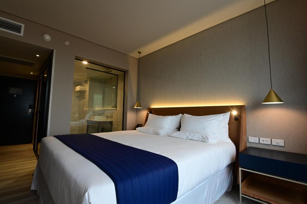 Novotel 산타 크루즈 드 라 시에라 외부 사진
