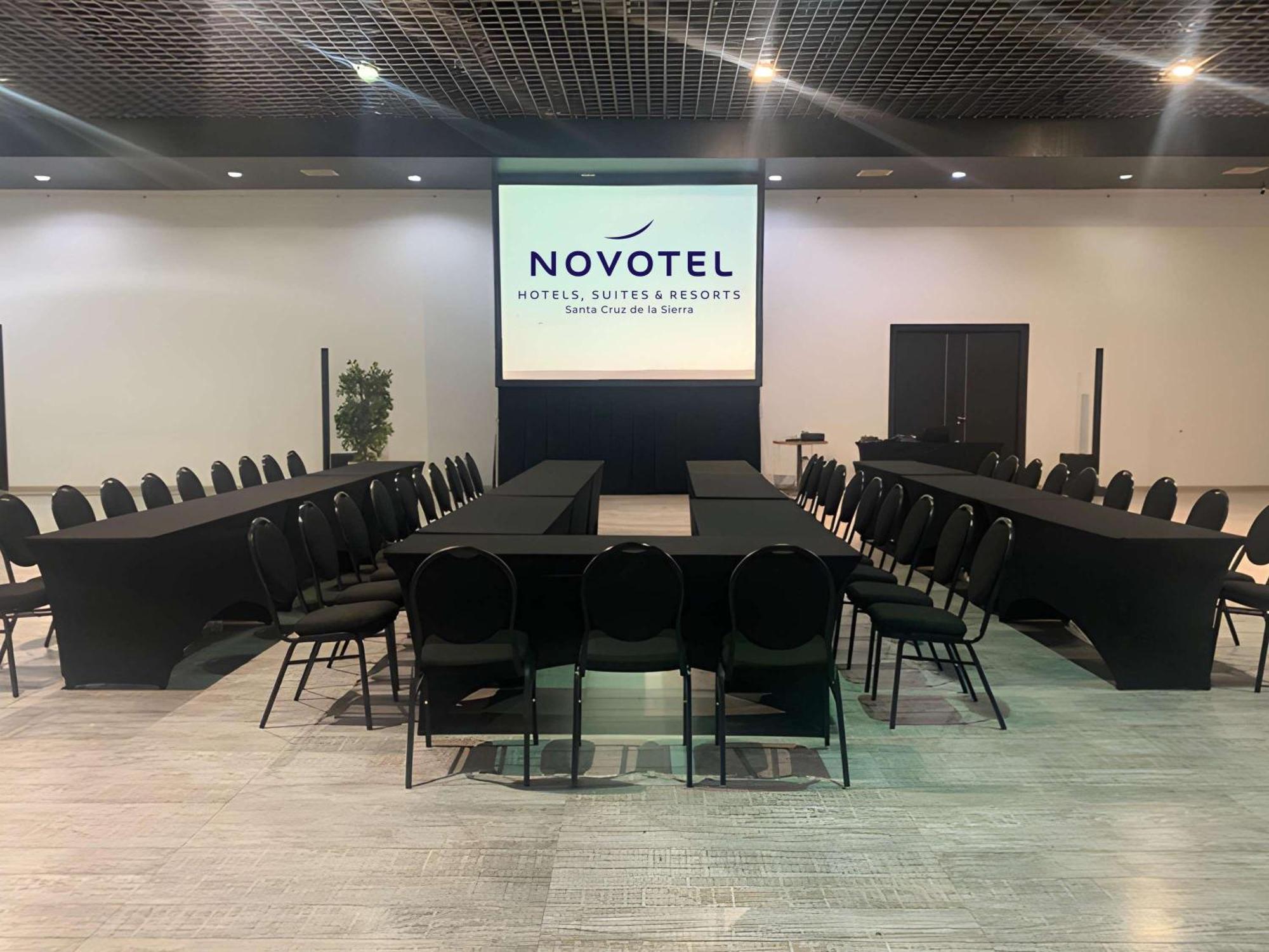 Novotel 산타 크루즈 드 라 시에라 외부 사진