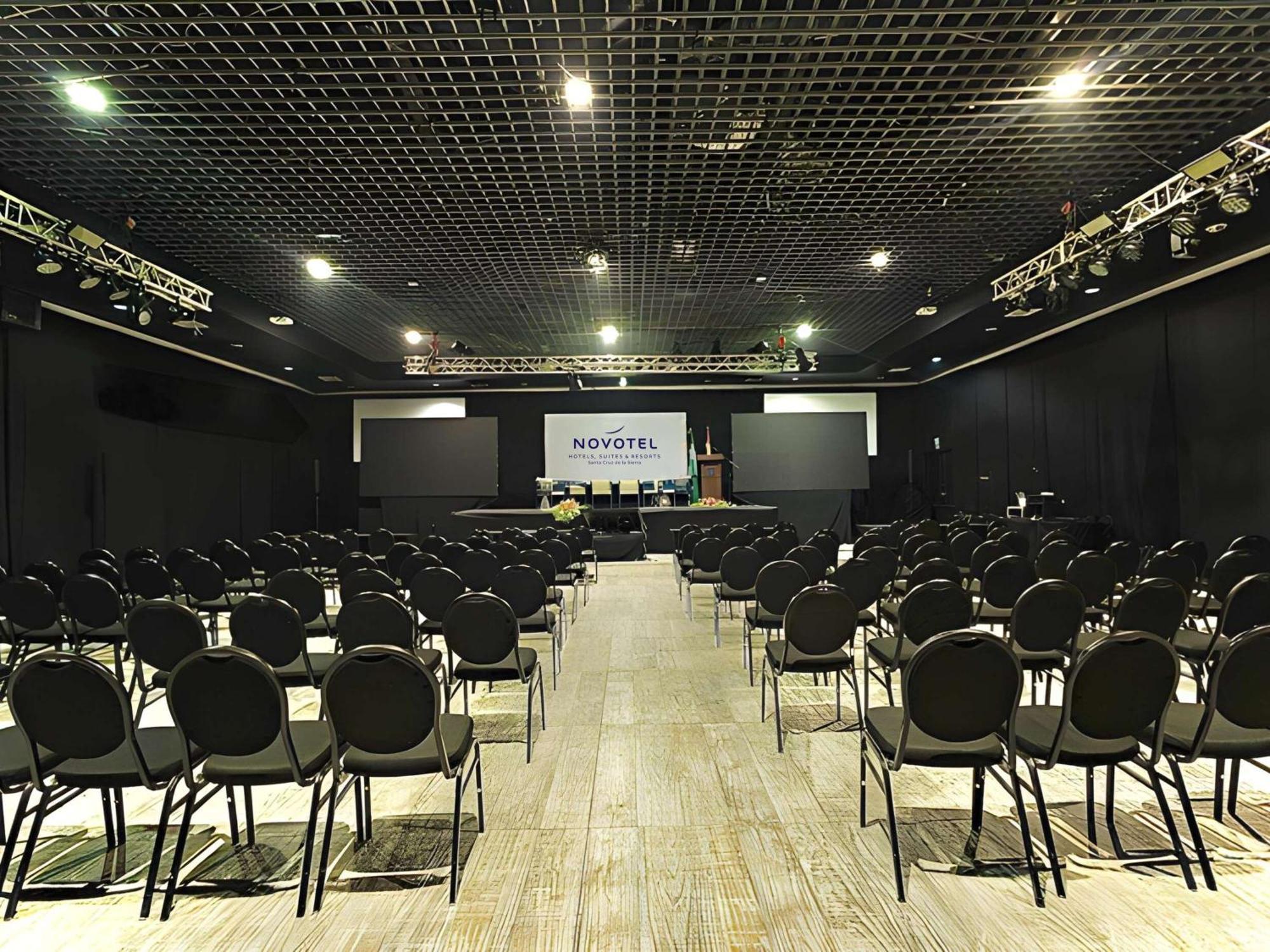 Novotel 산타 크루즈 드 라 시에라 외부 사진