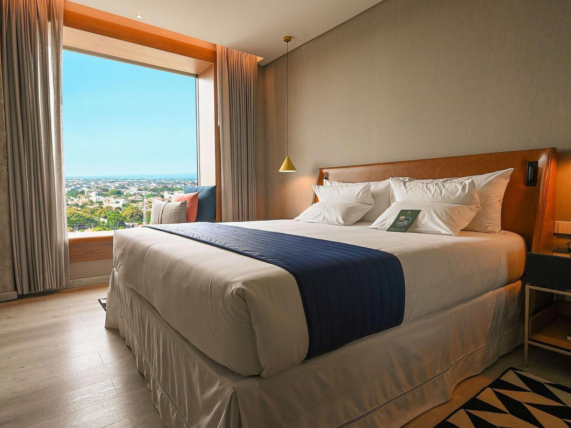 Novotel 산타 크루즈 드 라 시에라 외부 사진