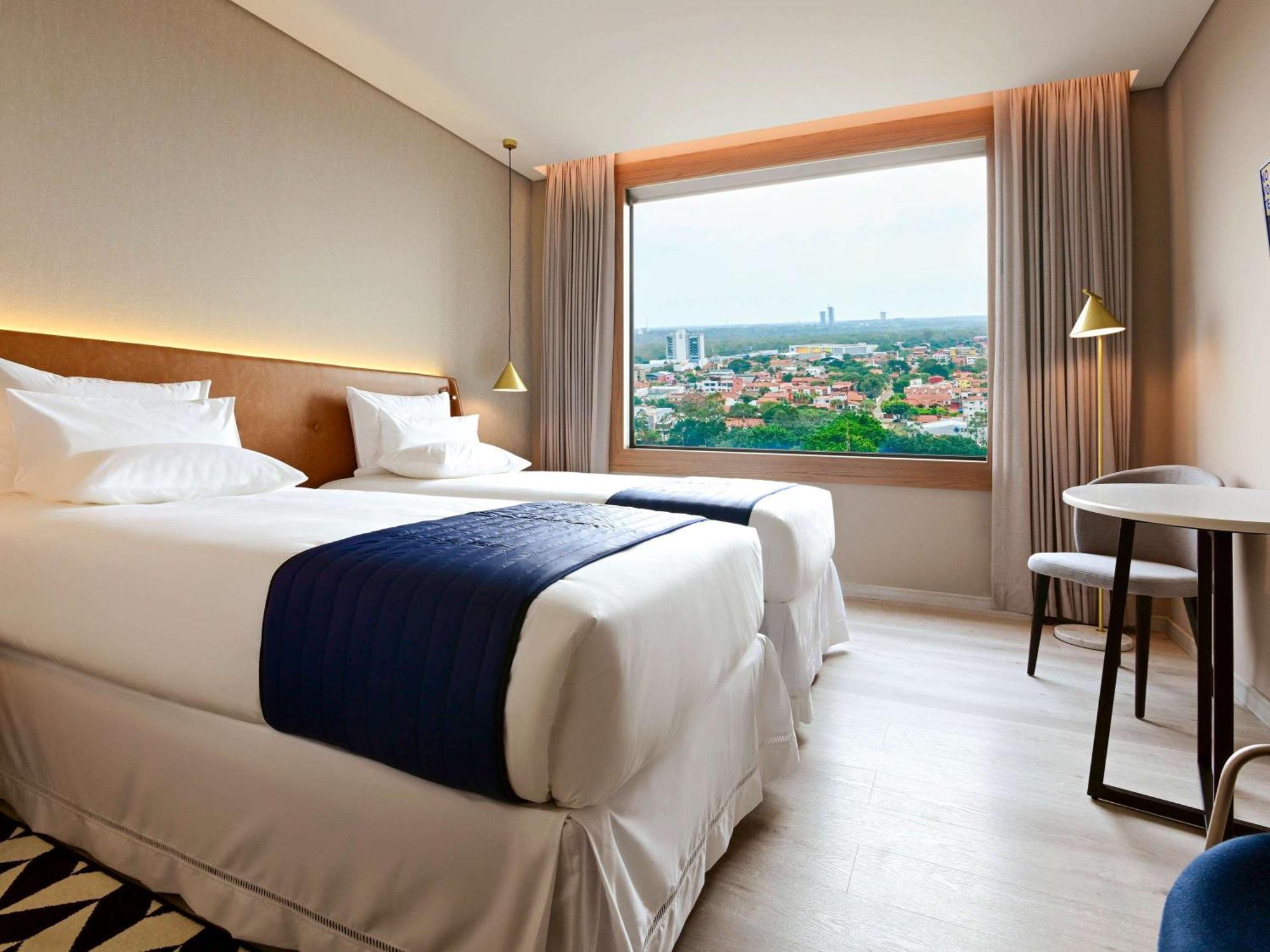 Novotel 산타 크루즈 드 라 시에라 외부 사진